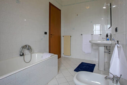 Bed and breakfast Area Domus 2*